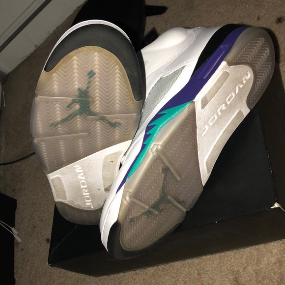 Size 11 2013 retro grape 5s.  9/10 condition - Picture 3 of 4